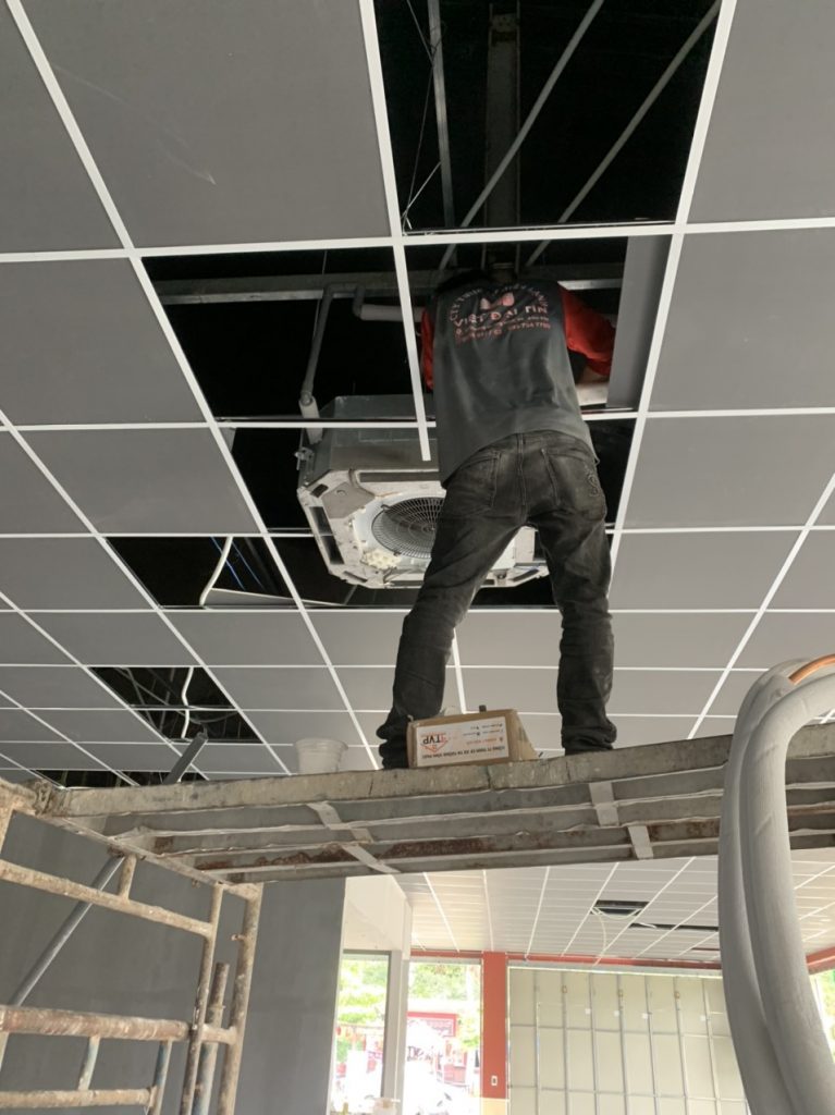 Lắp đặt máy lạnh âm trần bình dương